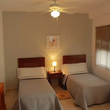 Toril Hotel 2*