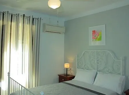 Hotel Toril 2*